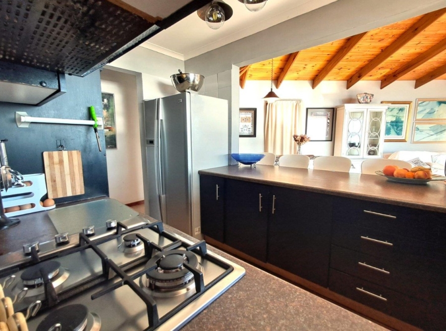 5 Bedroom Property for Sale in De Bakke Western Cape